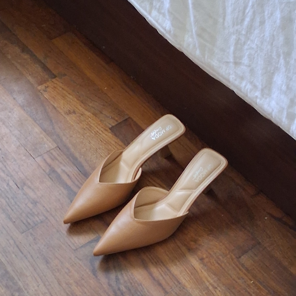 🤎✨️The Esther// Tan Pointed-Toe Mules